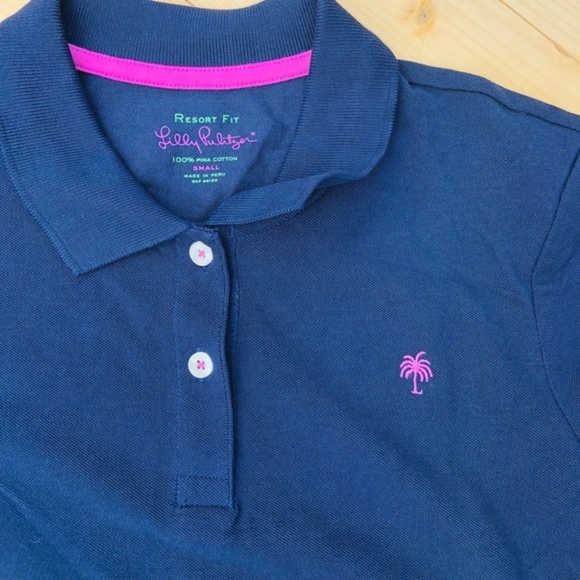 ❤️Lilly pulitzer button down shirt - Picture 3 of 4